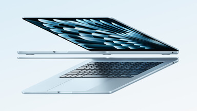 Apple MacBook Air M4 égszínkék színben. (Kép forrása: Apple)