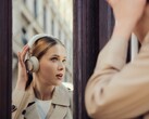 A Beyerdynamic új Aventho 100-as fülhallgatóinak sokkal jobb az akkumulátor élettartama (Kép forrása: Beyerdynamic)