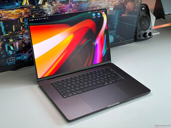 MacBook Pro 16 M5 Thunderbolt 5-tel
