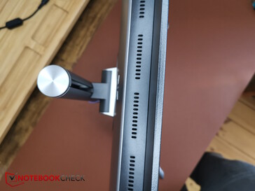Vékony panel, majd technológiai doboz