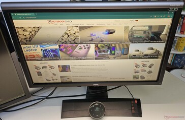 Miután a monitorra rögzítették, a Screenbar nem igazán tűnik fel.