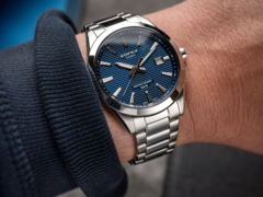 A Casio Edifice EFV-160D órák (a képen) érkeznek az Egyesült Királyságba. (Kép forrása: Casio)