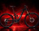 A Trek Rail+ 9.8 Gen 5 egy összteleszkópos eMTB
