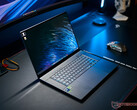 Egy vékony játék laptop most RTX 5090 és 64 GB RAM memóriával - Asus ROG Zephyrus G16 2025 felülvizsgálat