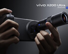A Vivo X200 Ultra egy rejtett fegyvert rejt a kabátujjában, amely kibővíti a 200 MP-es teleobjektíves kamera képességeit. (Kép forrása: Vivo)