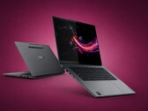 A Lenovo Yoga Pro 7a (a képen) az erőteljes Radeon 8060S iGPU-val érkezik az Egyesült Államokba, 2 569,99 dollártól kezdődő áron.