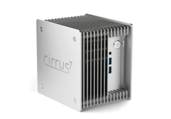 Ventilátor nélküli kompakt mini PC Intel Arrow-Lake CPU-kkal. (Kép forrása: Cirrus7)
