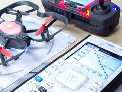 Egy TI Nspire CX II grafikus számológép és egy Robolink CoDrone Edu elegendő a drónprogramozás elsajátításához. (Kép forrása: TI)