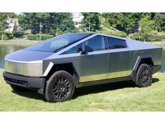 A SpaceX és az xAI Tesla Cybertruckokat vásárol, nyilvánvalóan a flotta villamosítása céljából, de a kritikusok szerint ez az eladási számok növelését szolgálja. (Kép forrása: Wikipedia)