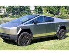 A SpaceX és az xAI Tesla Cybertruckokat vásárol, nyilvánvalóan a flotta villamosítása céljából, de a kritikusok szerint ez az eladási számok növelését szolgálja. (Kép forrása: Wikipedia)