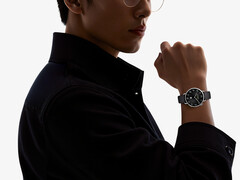 A 41 mm-es Watch S4 ára 159,99 euró az EU-ban. A képen az okosóra promóciós képe. (Kép forrása: Xiaomi)