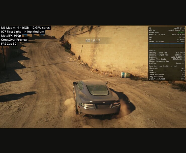 A 007 First Light 30 FPS-sel fut egy 16 GB-os M6 Mac mini-n a CrossOver segítségével, 1440p-s felbontáson, közepes beállításokkal.