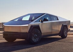 Egy Tesla Cybertruck. Egy hamarosan megjelenő frissítés lehetővé teszi, hogy a teherautó felismerje és megjelenítse a többi Cybertruckot az úton (Kép forrása: Greg Pajo/Car and Driver)