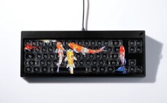 Finalmouse Centerpiece játékbillentyűzet masszív kijelzővel