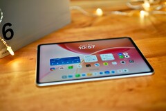 Az Oppo Pad 6 remekül néz ki és nagy teljesítményt nyújt, de Wi-Fi-problémái vannak.