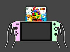 Nintendo Switch a kezében a Super Mario 3D World virtuális játékkártyával.