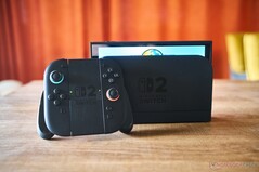 Több Nintendo Switch 2 (képünkön) felhasználónak elege van a kézi konzol dokkolt üzemmódjával kapcsolatos problémákból. (Kép forrása: Hannes Brecher/Notebookcheck)