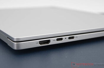 Ninkear S14 - Csatlakozások a bal oldalon