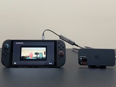Egy iPhone-t használnak webkameraként a Switch 2 számára. (Kép forrása: Will It Work? on YouTube)