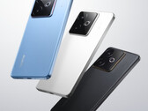 A Realme GT7 5G nagy akkumulátorát 100 W-os vezetékes töltésen keresztül tölti fel. (Kép forrása: Realme)