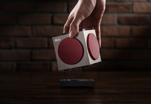 A 8BitDo Retro Cube 2 Speaker - N Edition a 2016-ban megjelent Retro Cube Speaker utódja. (Kép forrása: 8BitDo)