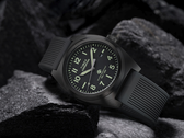 A Timex Expedition Capstone fekete szilikon szíjjal, a képen. (Kép forrása: Timex)