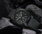 A Timex Expedition Capstone fekete szilikon szíjjal, a képen. (Kép forrása: Timex)