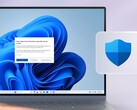 Egy Windows 11-es asztal, amelyen a Windows Biztonság ikonja mellett egy „Smart App Control” biztonsági figyelmeztetés látható.