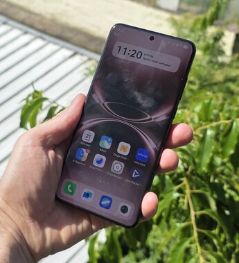 Vivo X200 Ultra okostelefon kijelzőjének fényereje a szabadban