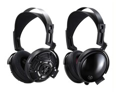 A Yamaha kiadta a nyitott hátlapú YH-4000 (balra) és a zárt hátlapú YH-C3000 (jobbra) fejhallgatót. (Kép forrása: Yamaha)