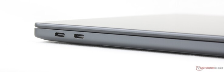 Balra: 2x USB-C Thunderbolt 4 / DisplayPort 2.1 + Power Delivery