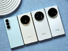 A Galaxy Z Fold7, Magic V5, Find N5 és X Fold5, balról jobbra. (Kép forrása: Ice Universe)