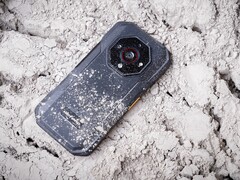 Az Armor X32 Pro egy új robusztus okostelefon éjjellátó kamerával (Kép forrása: Ulefone)