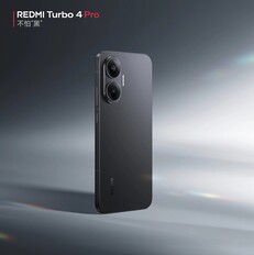 A Redmi Turbo 4 fekete színben. (Kép forrása: Redmi)