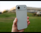 Egy újabb állítólagos következő generációs iPhone. (Kép forrása: AppleTrack via YouTube)
