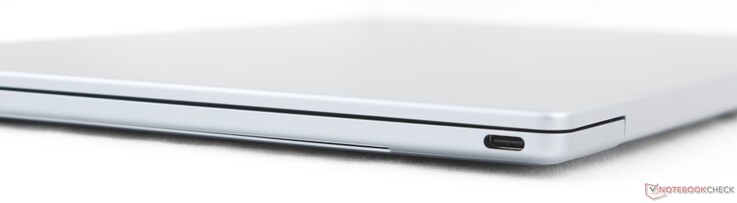 Helyes: USB-C 3.2 Gen. 2 DisplayPort 2.1-el és Power Delivery-vel