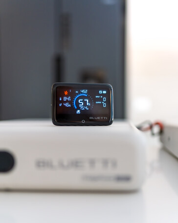 Bluetti opcionális Display 1 mágneses képernyőt is kínál