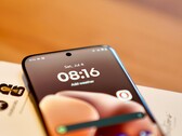 A Motorola Edge 70 Pro kijelzője rendkívül éles és fényes.