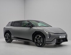 Az elektromos Kia EV4 ferdehátú (Kép forrása: Kia)