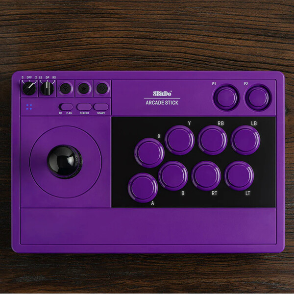 A lila 8BitDo Arcade Stick már megvásárolható az Amazonon és a 8BitDo weboldalán.