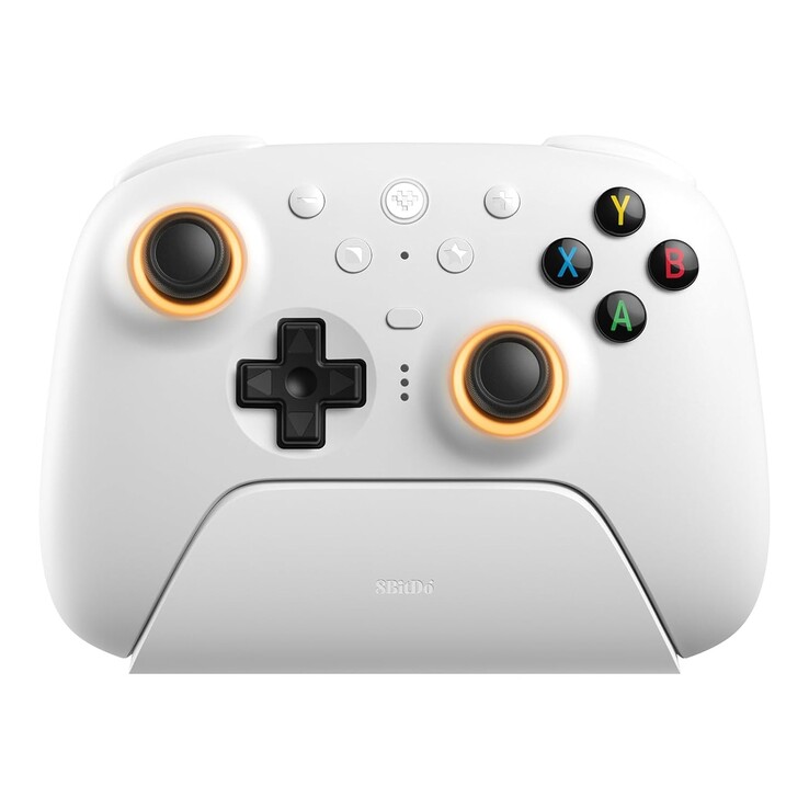 A 8BitDo Ultimate 2 vezeték nélküli vezérlő akciógombjai színes betűkkel vannak ellátva. (Kép forrása: 8BitDo)