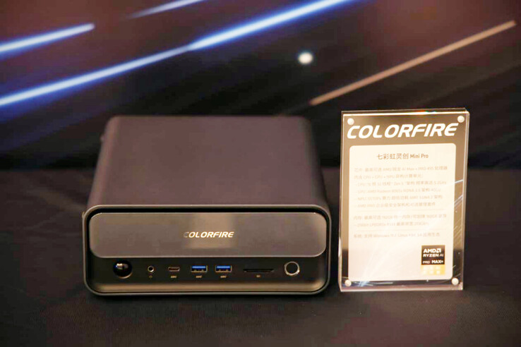 Kínában bemutatták az új, AMD Gorgon Halo processzorral felszerelt Colorful Mini Pro mini PC-t.