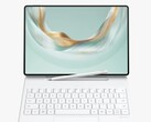 A Huawei MatePad Pro 12.2'' (2025) billentyűzet tokkal érkezik, de a tollat külön kell megvásárolni. (Kép forrása: Huawei)