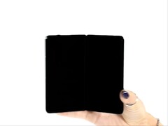 A Motorola első széles hajlítható telefonja állítólag kisebb lesz, mint a Galaxy Z Fold8 és az iPhone Duo.