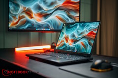 A Lenovo Legion Pro 5 16 IAX10 az asztalon