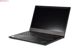 Rövid értékelés: Lenovo ThinkPad E14. Test sample supplied by