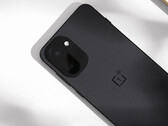 A OnePlus 15R megerősítést nyert, hogy 50 MP-es elsődleges kamerával rendelkezik a hátlapon. Kép: a telefon hátlapja. (Kép forrása: 瘦子說)