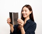 A Galaxy Z Fold7 kijelzője állítólag jelentősen hosszabb élettartamú, mint elődje. (Kép forrása: Samsung Display)