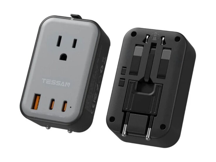 A Tessan Ultra Thin univerzális utazási adapter PD 20W. (Kép forrása: Tessan)