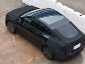 A Tesla kisebb, olcsóbb Model Y modellje későn jelenik meg az amerikai piacon. (Kép forrása: Joe Tegtmeyer/X)